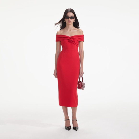 Self-Portrait Dresses & Skirts - Self-Portrait Off Shoulder Ruched Sheath Midi Dress - Red - Size 0